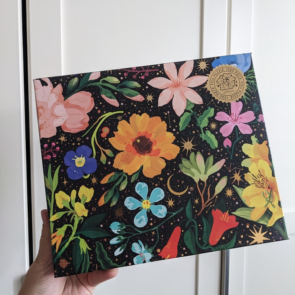 Intergalactic Flora 1000 Piece Foil Puzzle